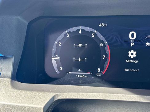 Certified 2025 Toyota Tacoma TRD Off-Road image 18