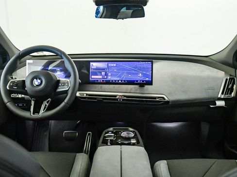 New 2026 BMW iX xDrive45 w/ M Sport Package AWD/4WD image 15