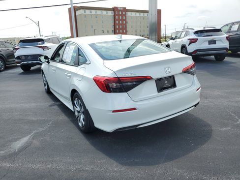 Used 2023 Honda Civic LX image 2