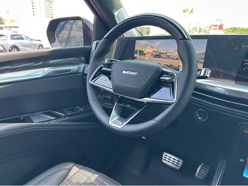 New 2026 Cadillac Escalade V w/ LPO, ONYX Package AWD/4WD image 24