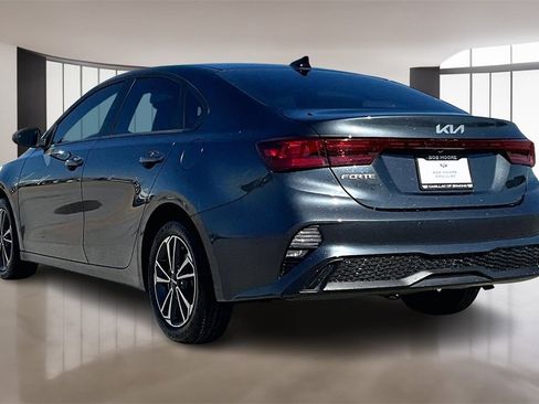 Used 2024 Kia Forte LXS w/ LXS Technology Package image 12