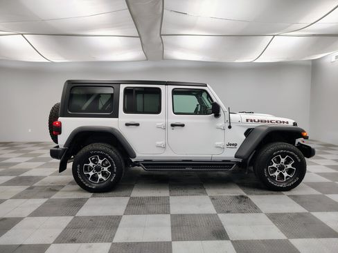 Used 2022 Jeep Wrangler Unlimited Rubicon w/ LED Lighting Group AWD/4WD image 11