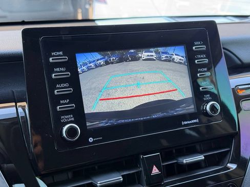 Used 2024 Toyota Camry SE FWD image 3