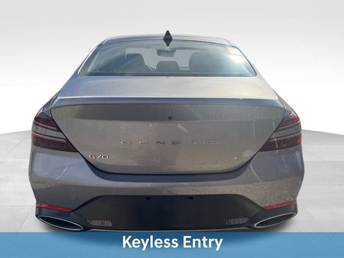 Used 2025 Genesis G70 2.5T image 6