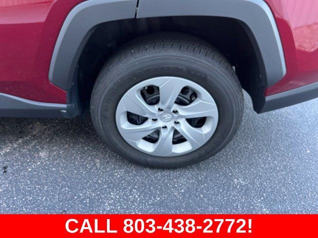Used 2024 Toyota RAV4 LE FWD image 28