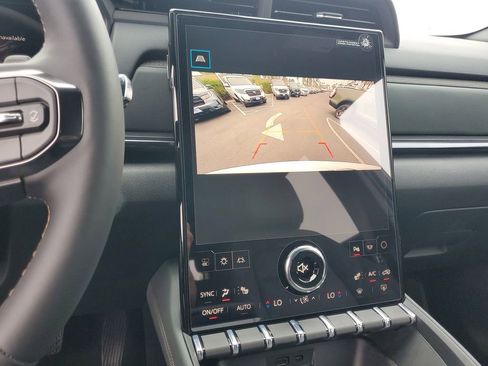 New 2026 GMC Terrain AT4 AWD/4WD image 8