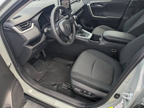 Used 2023 Toyota RAV4 XLE w/ Convenience Package FWD image 9