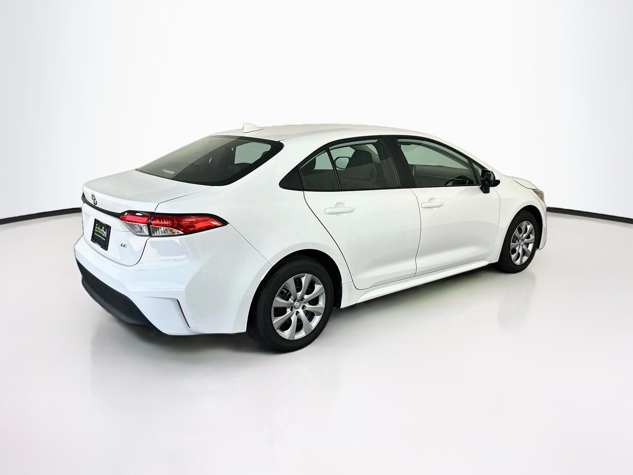 Used 2026 Toyota Corolla LE FWD image 9