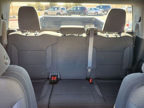 Used 2024 Chevrolet Silverado 2500 Custom w/ Custom Convenience Package image 21