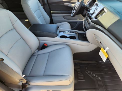 New 2026 Honda Ridgeline RTL image 13