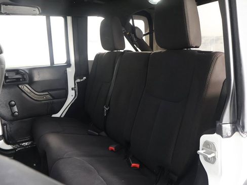 Used 2015 Jeep Wrangler Unlimited Sport w/ Connectivity Group image 23