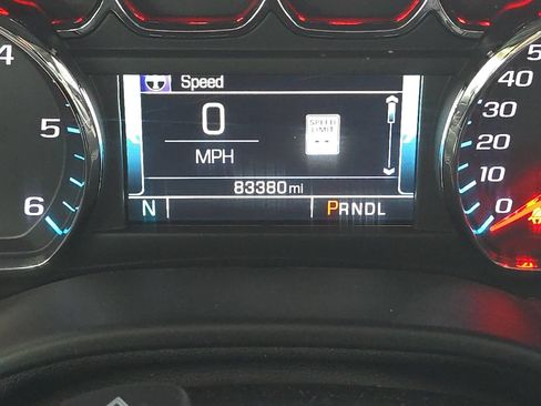 Used 2019 Chevrolet Tahoe LT w/ Luxury Package AWD/4WD image 32