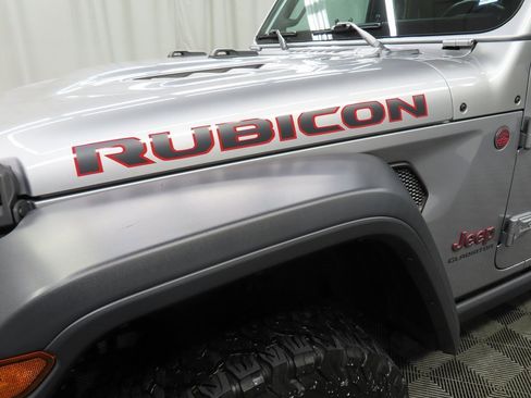 Used 2020 Jeep Gladiator Rubicon w/ Uconnect 4C Nav & Sound Group image 44