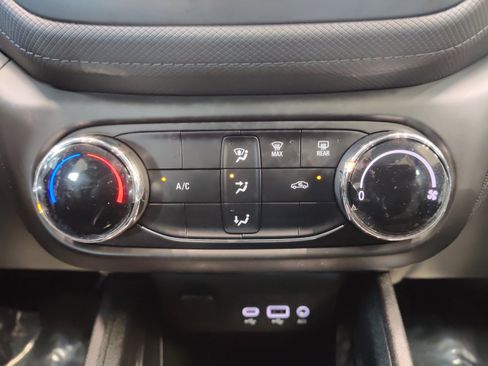 Used 2023 Chevrolet TrailBlazer LS image 20