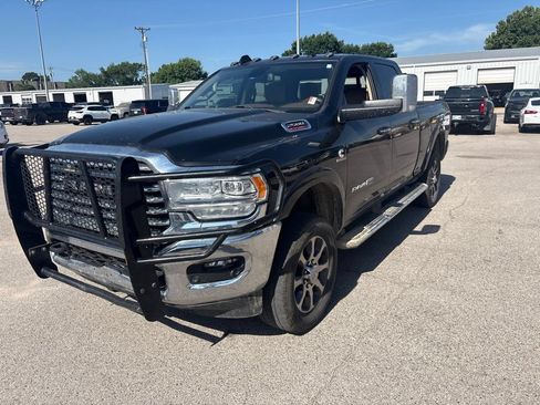 Used 2022 RAM 2500 Limited w/ Off Road Package AWD/4WD image 3