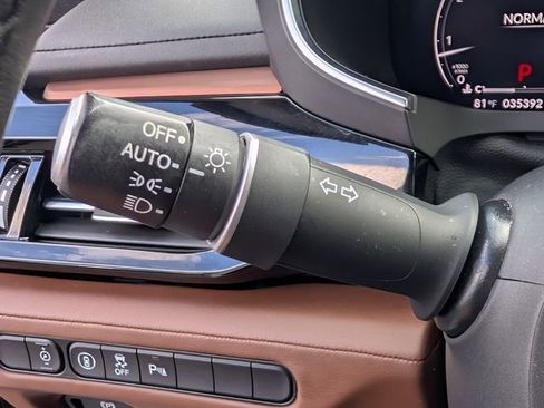 Certified 2022 Acura MDX SH-AWD w/ Technology Package image 44