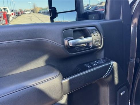 Used 2020 GMC Sierra 3500 AT4 w/ AT4 Premium Package image 20