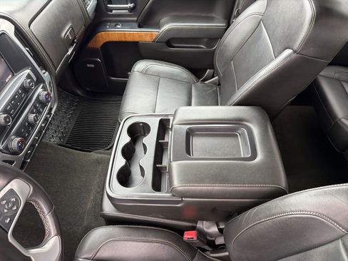 Used 2014 GMC Sierra 1500 SLT w/ Suspension Package, Off-Road AWD/4WD image 46