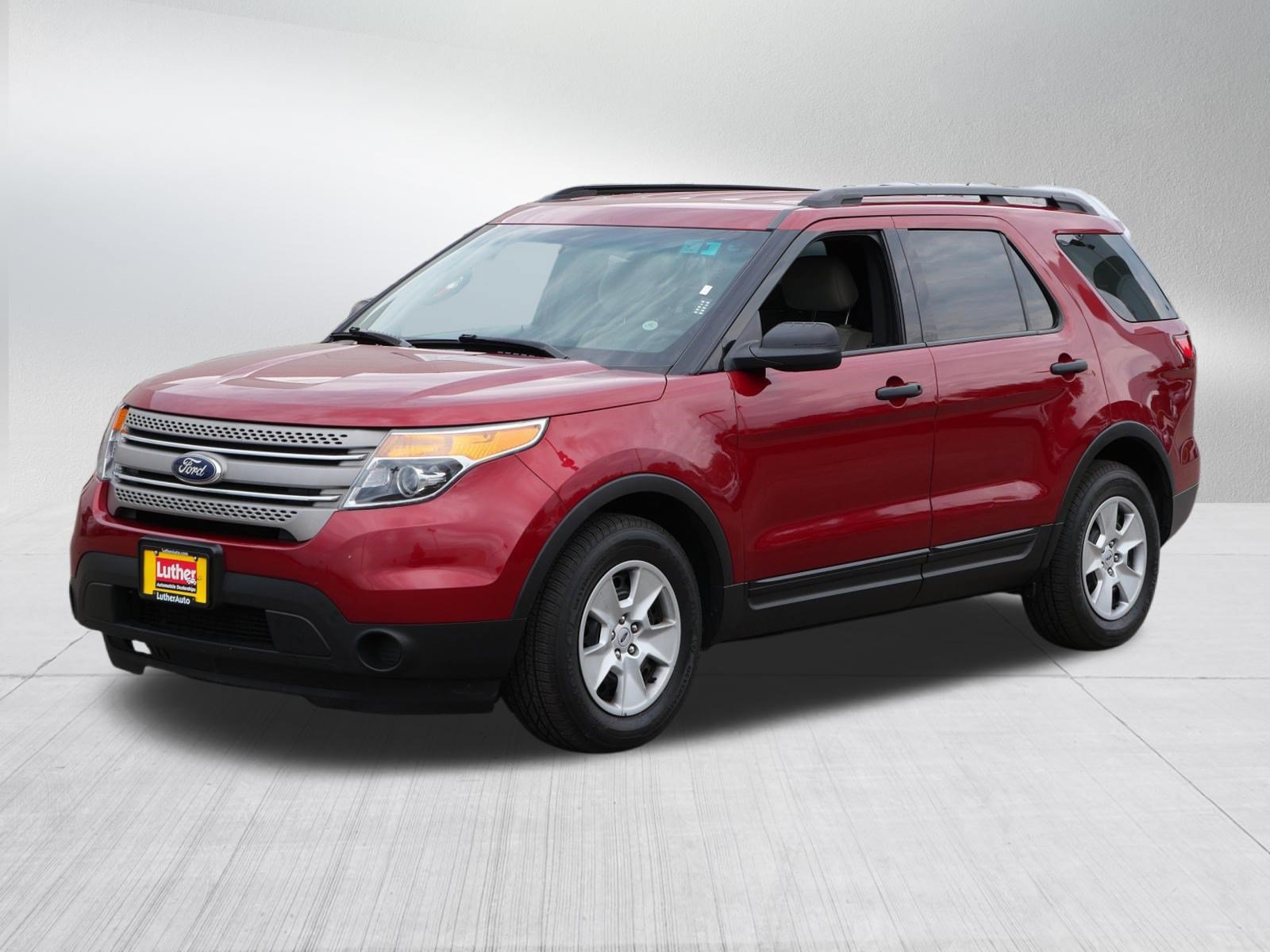 Used 2013 Ford Explorer FWD w/ Class III Trailer Tow Pkg image 3
