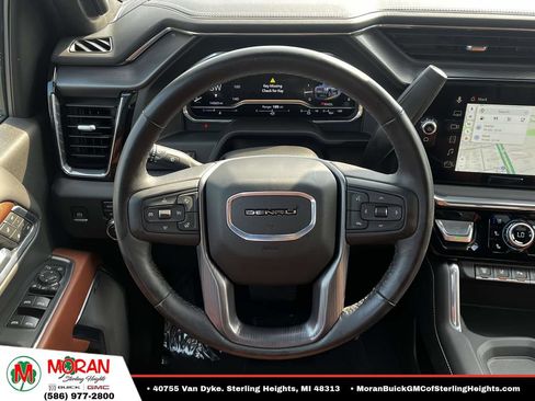Certified 2025 GMC Sierra 2500 Denali Ultimate AWD/4WD image 17