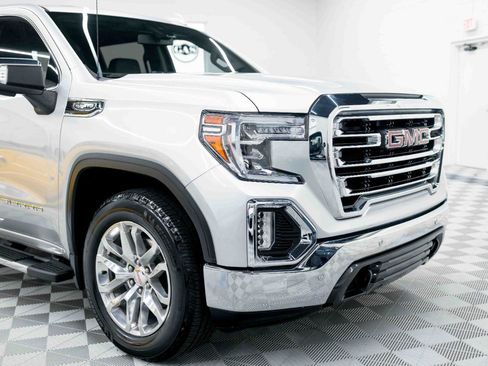 Used 2022 GMC Sierra 1500 SLT w/ SLT Premium Plus Package AWD/4WD image 15