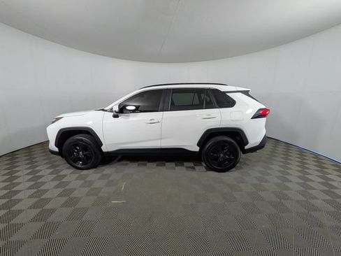Used 2024 Toyota RAV4 XLE FWD image 15