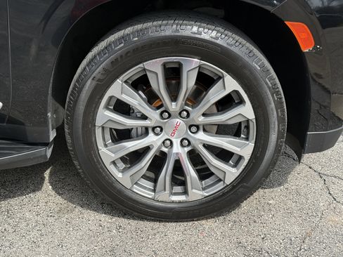 Used 2021 GMC Yukon Denali AWD/4WD image 36