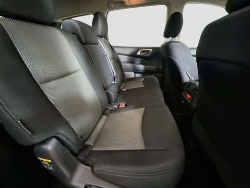 Used 2020 Nissan Pathfinder SV FWD image 27