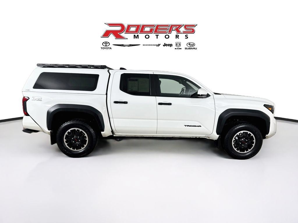 Used 2024 Toyota Tacoma TRD Off-Road AWD/4WD image 14
