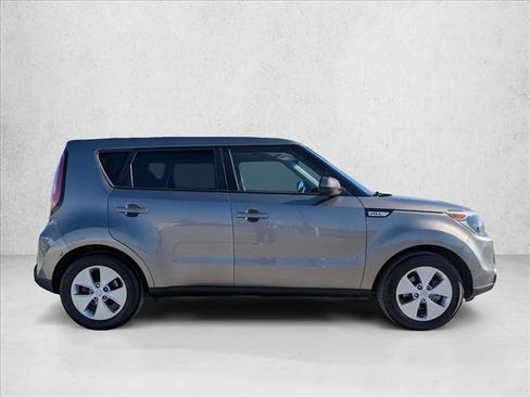 Used 2016 Kia Soul image 4