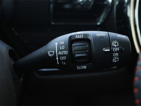 Used 2019 MINI Cooper Clubman S image 19