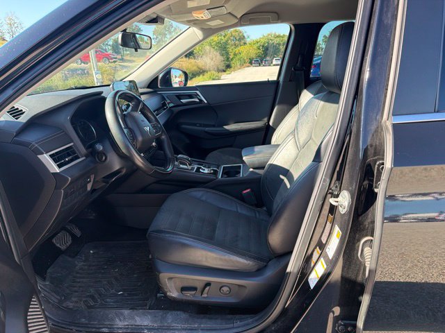 Used 2022 Mitsubishi Outlander SE AWD/4WD image 38