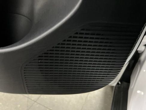 Used 2025 Hyundai Kona SEL image 23