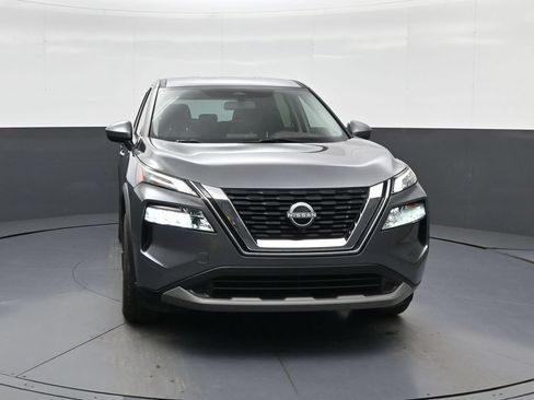 Used 2023 Nissan Rogue SV FWD image 2