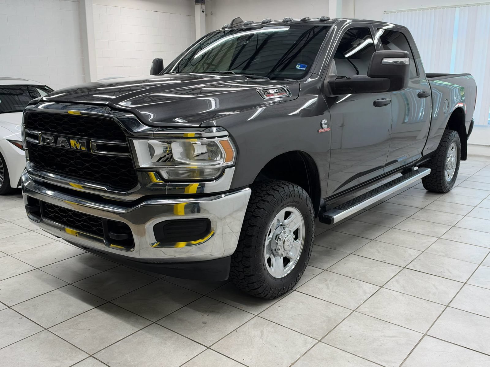 Used 2023 RAM 2500 Tradesman AWD/4WD image 3