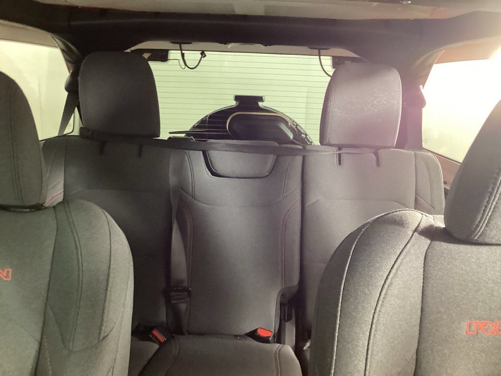 Used 2026 Jeep Wrangler Unlimited Rubicon AWD/4WD image 30