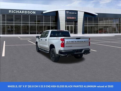Used 2022 Chevrolet Silverado 1500 LT Trail Boss w/ Convenience Package II AWD/4WD image 7