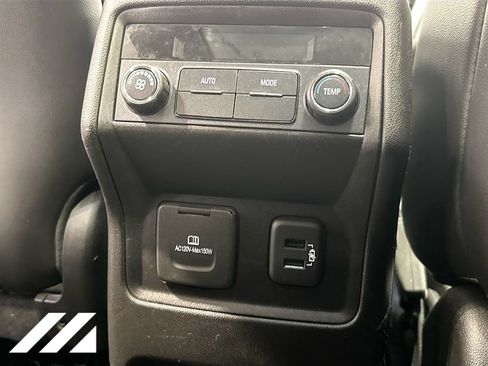 Used 2019 GMC Acadia SLT AWD/4WD image 29