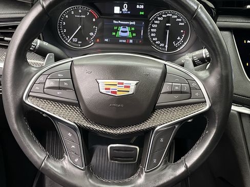 Certified 2024 Cadillac XT5 Sportv w/ LPO, Floor Liner Package AWD/4WD image 16
