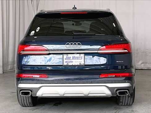 Used 2025 Audi Q7 3.0T Premium image 4