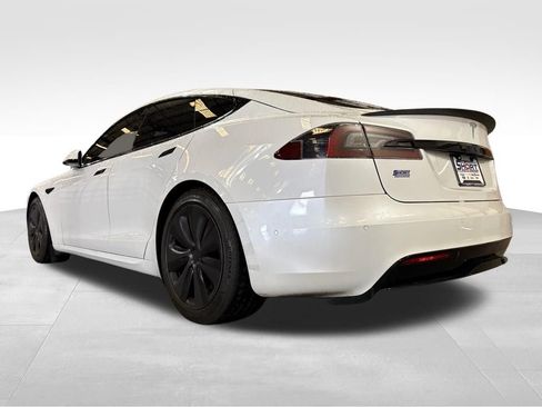 Used 2021 Tesla Model S Plaid image 11