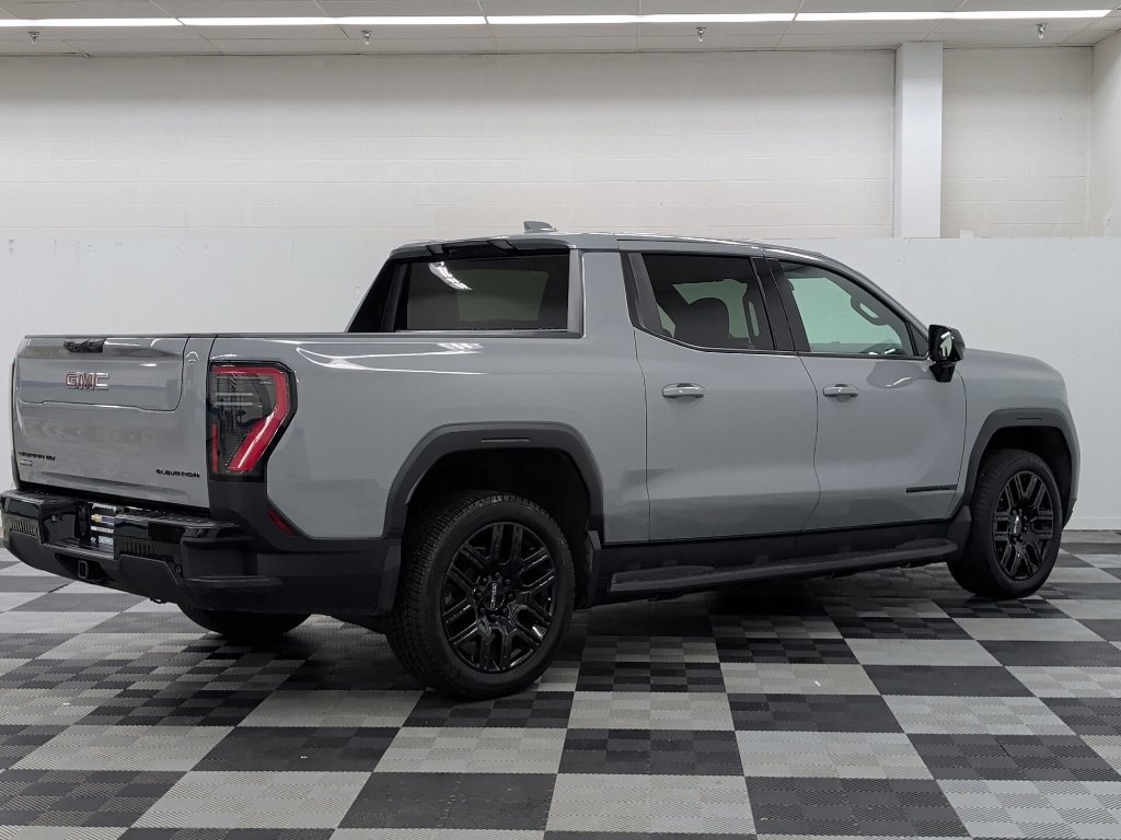 Used 2026 GMC Sierra EV Elevation w/ LPO, Elevation Dark Package AWD/4WD image 7