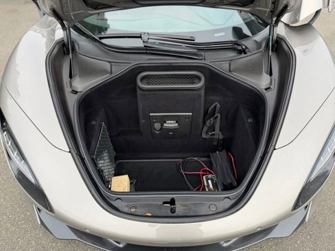 Used 2018 McLaren 720S image 39