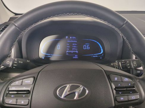 Used 2023 Hyundai Venue SEL FWD image 32