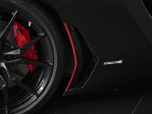 Used 2016 Lamborghini Aventador LP 700-4 AWD/4WD image 13