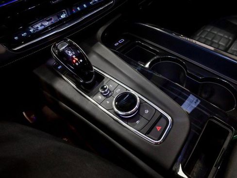 Used 2023 Cadillac Escalade V w/ LPO, ONYX Package image 35