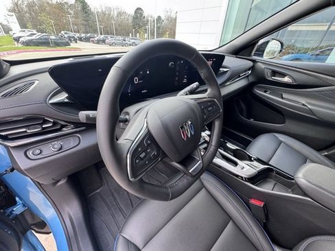 Used 2025 Buick Envista Sport Touring w/ Convenience I Package image 13