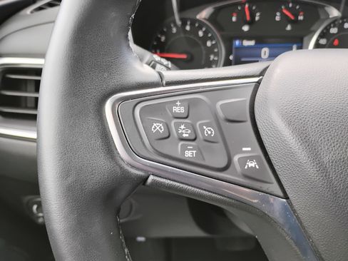 Used 2024 Chevrolet Equinox LT FWD image 10