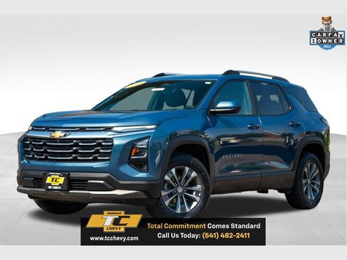 Used 2025 Chevrolet Equinox LT w/ Convenience Package II AWD/4WD image 1