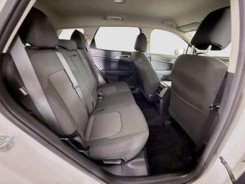 Used 2024 Kia Sportage LX FWD image 26